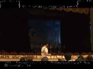 手拉手的舞蹈视频,共谱美好时光