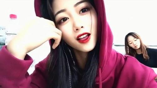 姐姐涨奶让吸视频,涨奶困扰?揭秘如何通过视频轻松解决姐姐涨奶难题